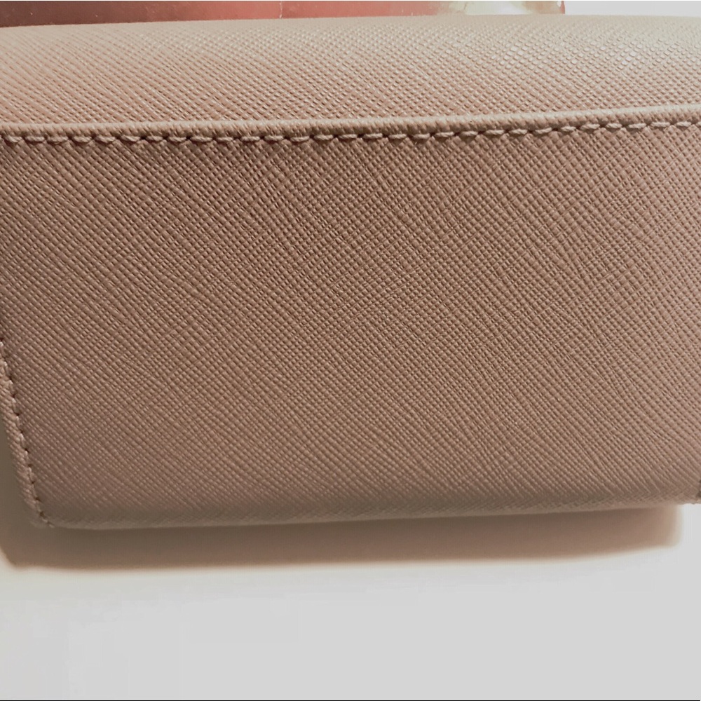 Kate Spade Wallet - Picture 3 of 5